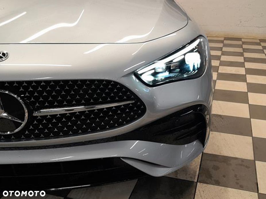 Mercedes-Benz CLE - 13