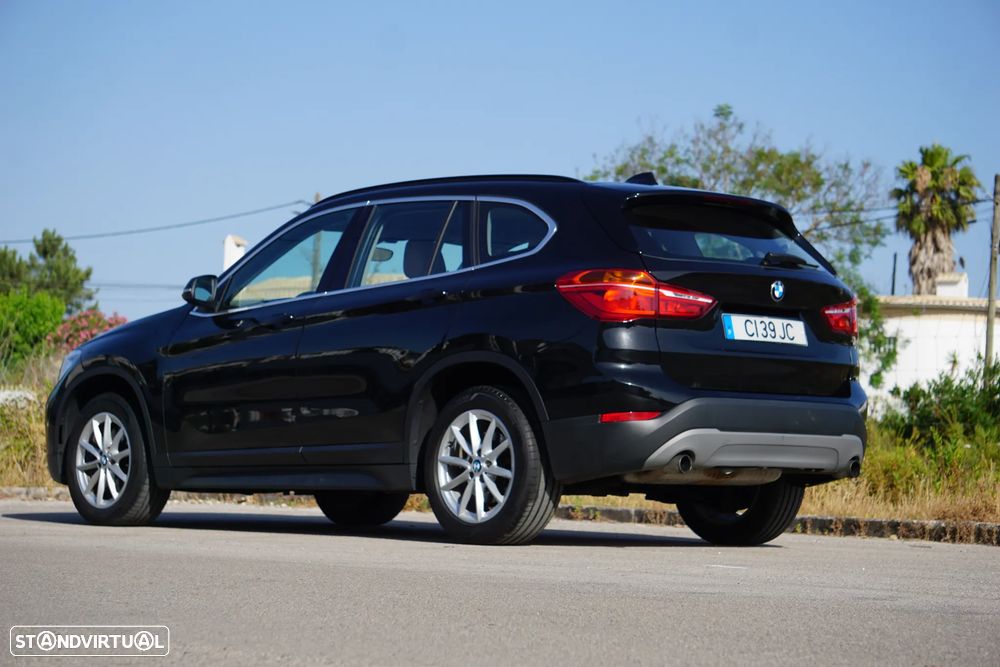 BMW X1 20 i sDrive - 4