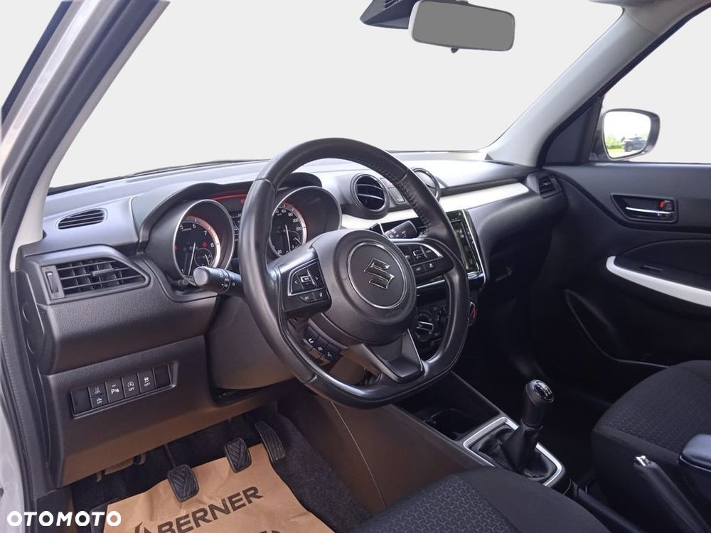 Suzuki Swift 1.2 Dualjet SHVS Premium Plus - 13