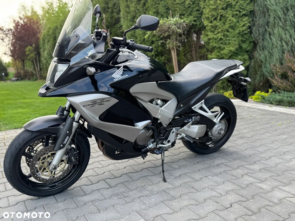 Honda VFR - 11