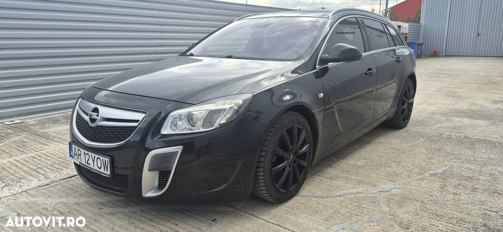 Opel Insignia - 1