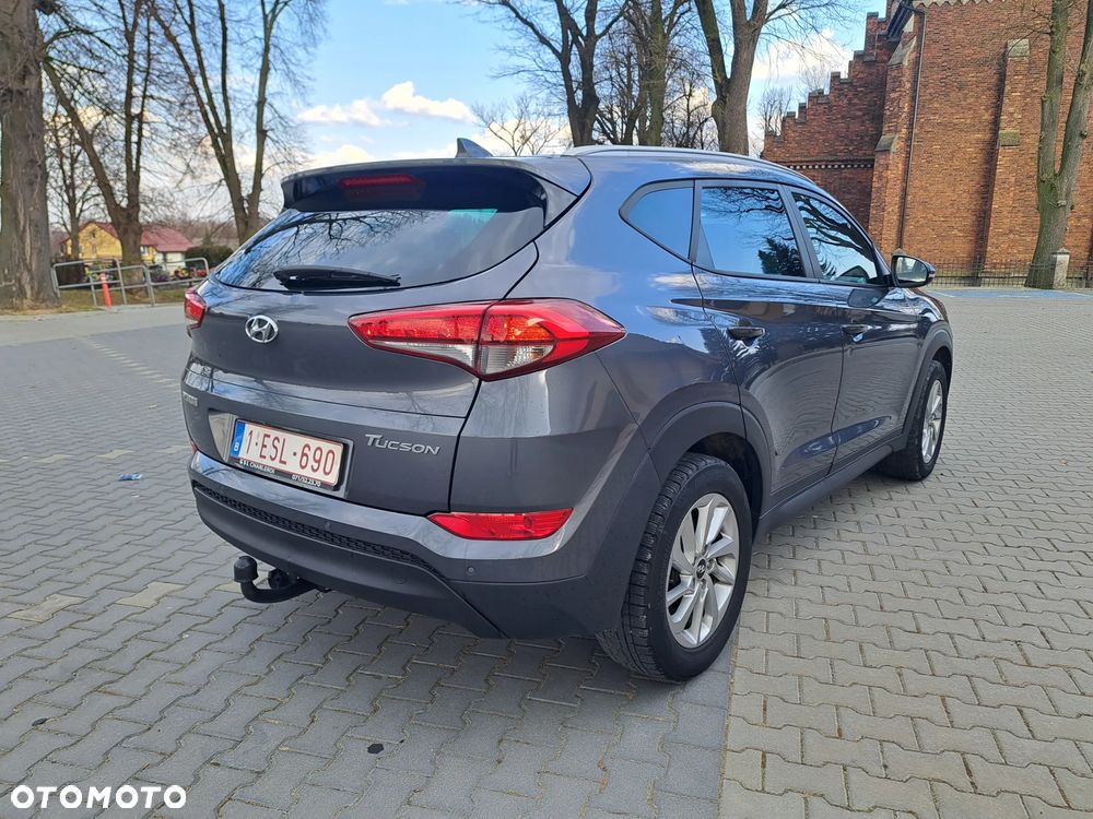 Hyundai Tucson 1.7 CRDI BlueDrive Style 2WD - 28