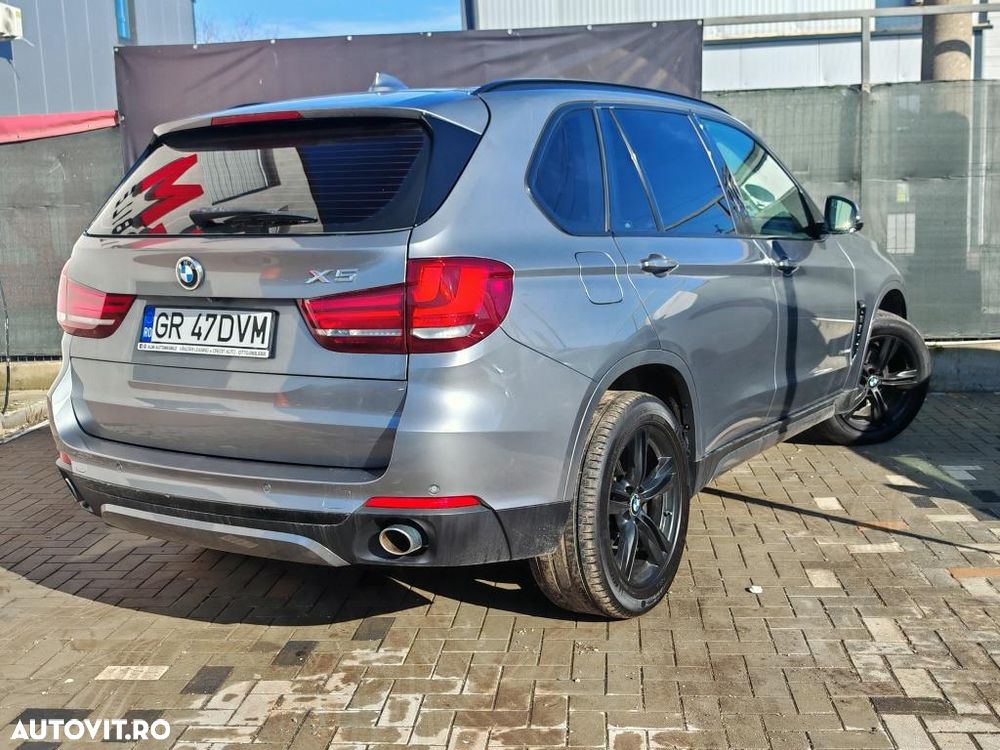 BMW X5 xDrive30d Sport-Aut. - 7