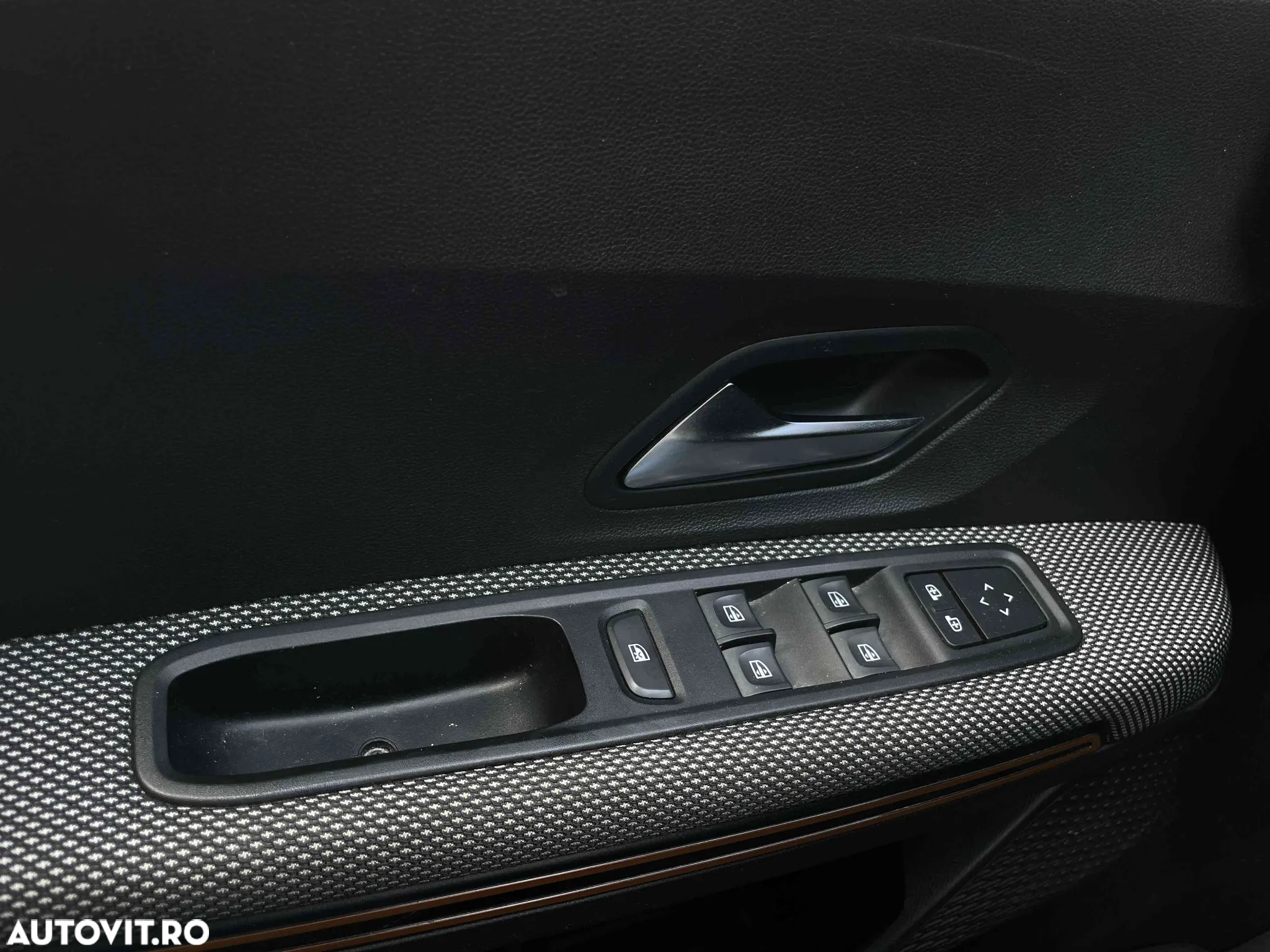 Dacia Sandero Stepway - 10