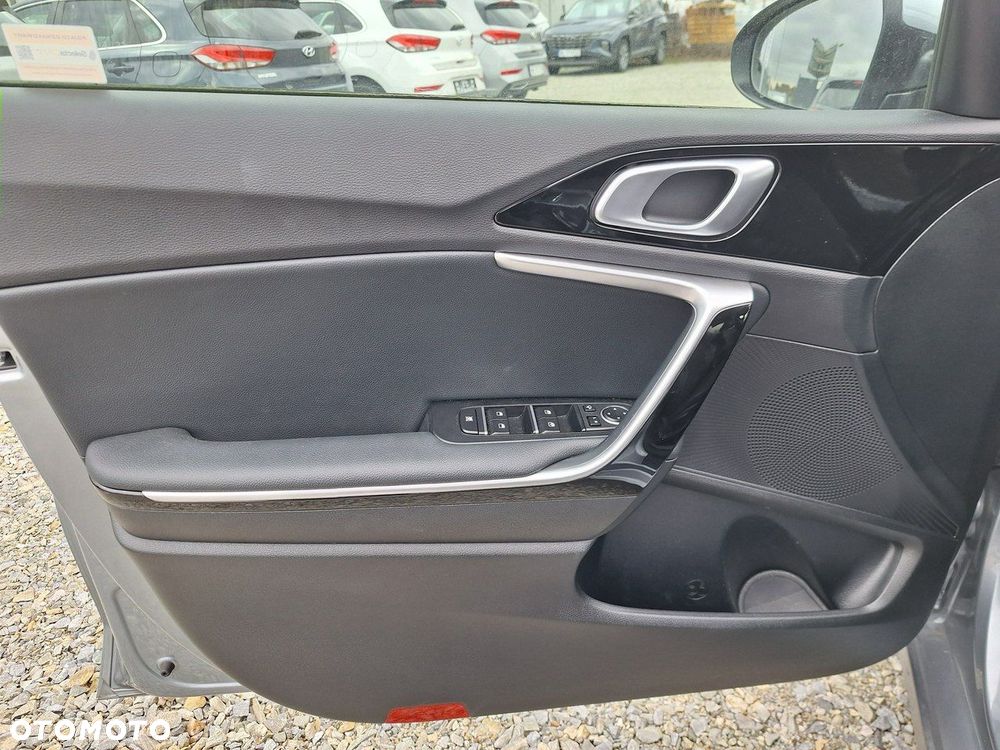 Kia Ceed 1.5 T-GDI L DCT - 21