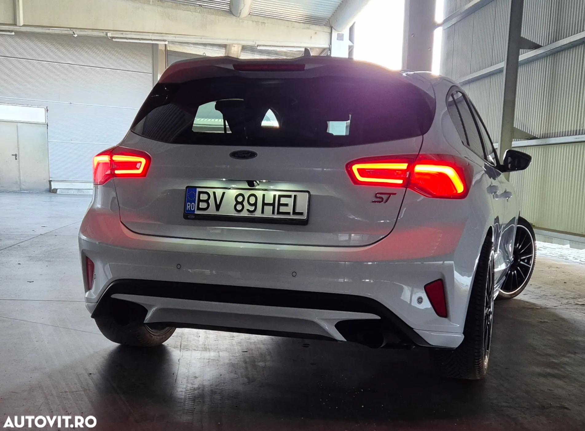 Ford Focus 2.3 Ecoboost ST X - 3