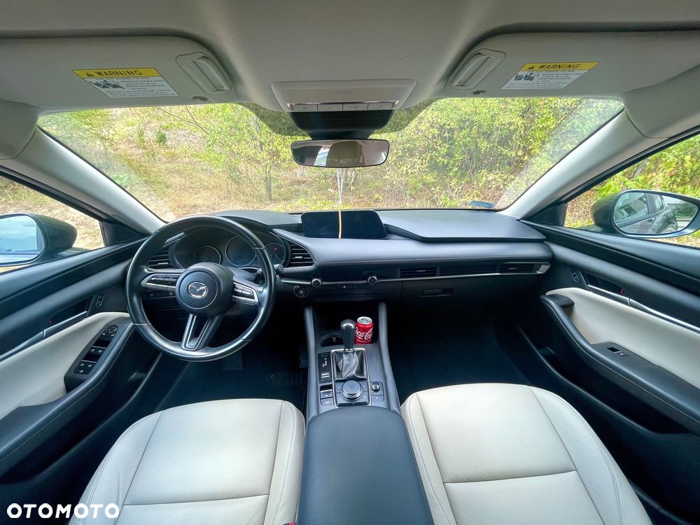 Mazda 3 - 9