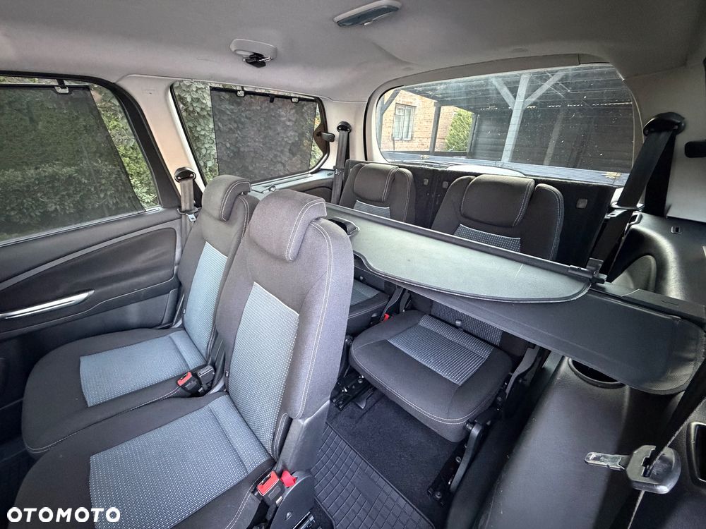 Ford Galaxy 2.0 TDCi Titanium - 12
