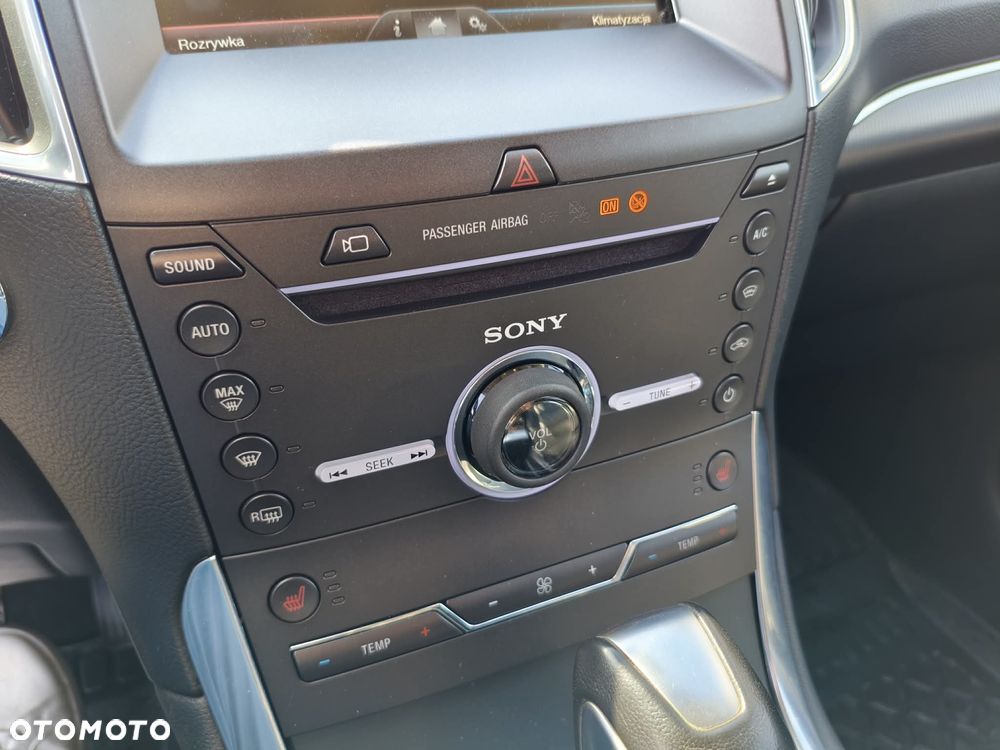 Ford S-Max 2.0 EcoBoost Titanium - 27