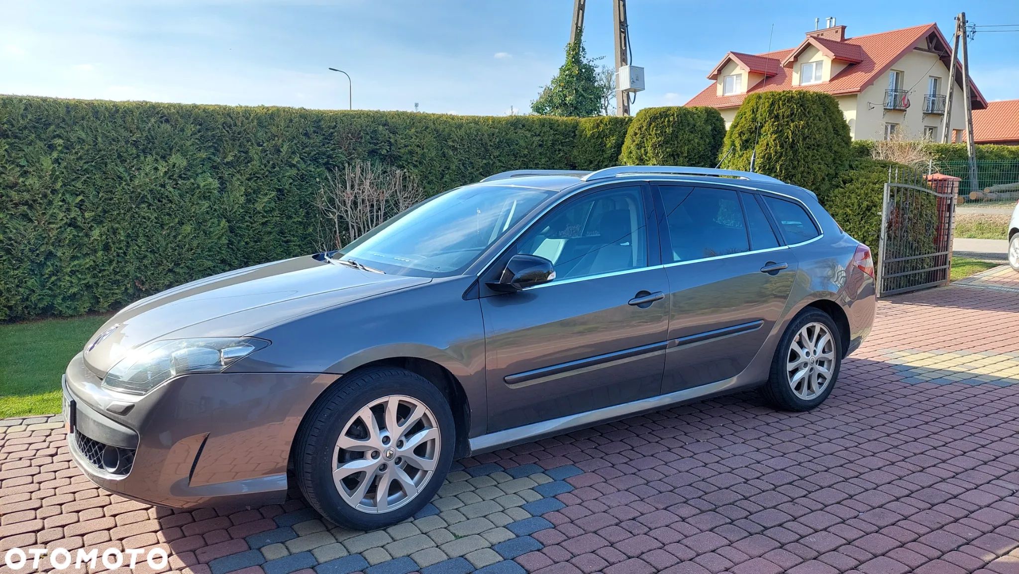 Renault Laguna 2.0 dCi Limited - 1