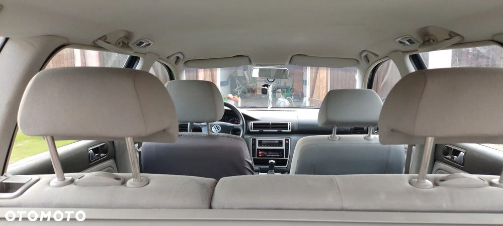 Volkswagen Passat 1.9 TDI - 23