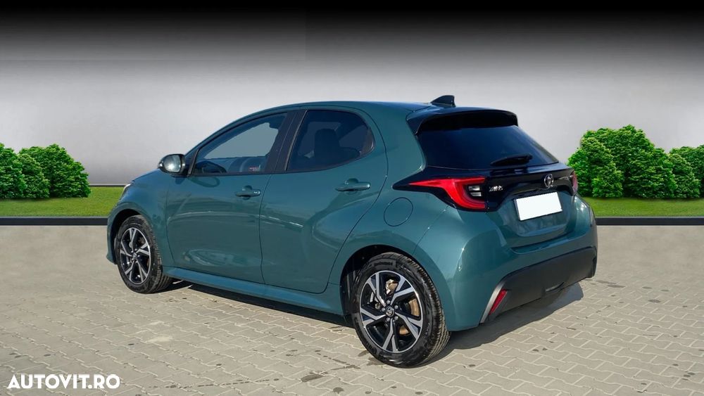 Toyota Yaris 1.5 VVT-i HSD Dynamic - 3