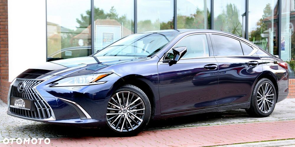 Lexus ES - 24