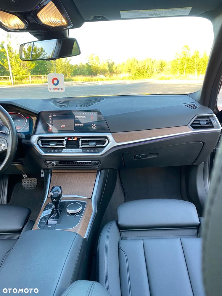 BMW Seria 3 330i M Sport - 20