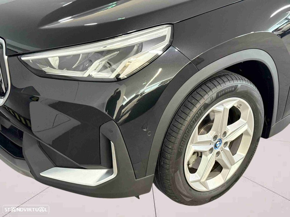 BMW iX1 xDrive30 - 9