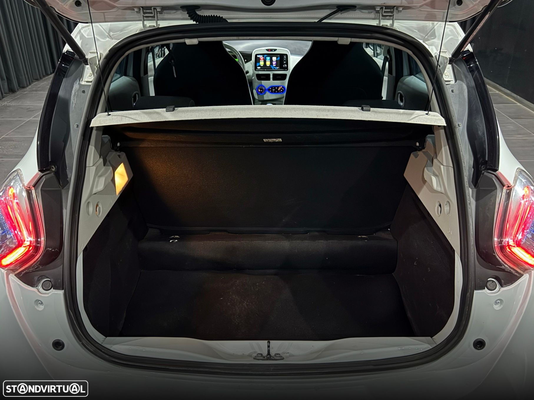 Renault Zoe - 22