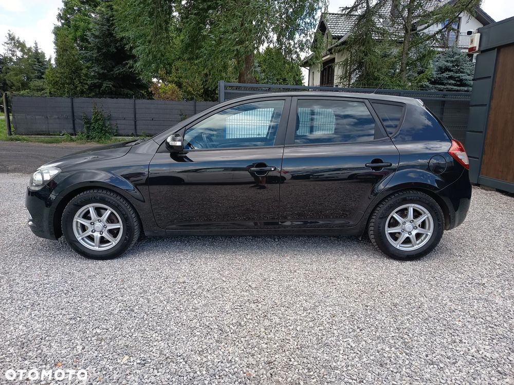 Kia Ceed 1.4 L Euro2012 - 5