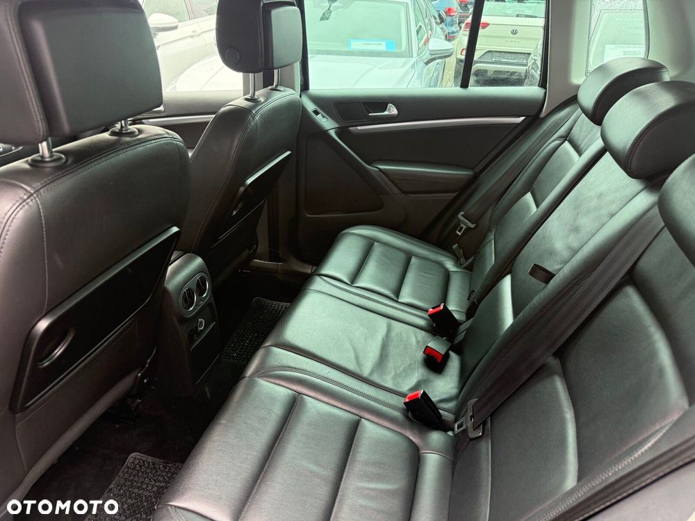 Volkswagen Tiguan - 14