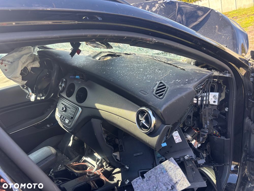 Mercedes-Benz GLA 200 7G-DCT Edition 1 - 4