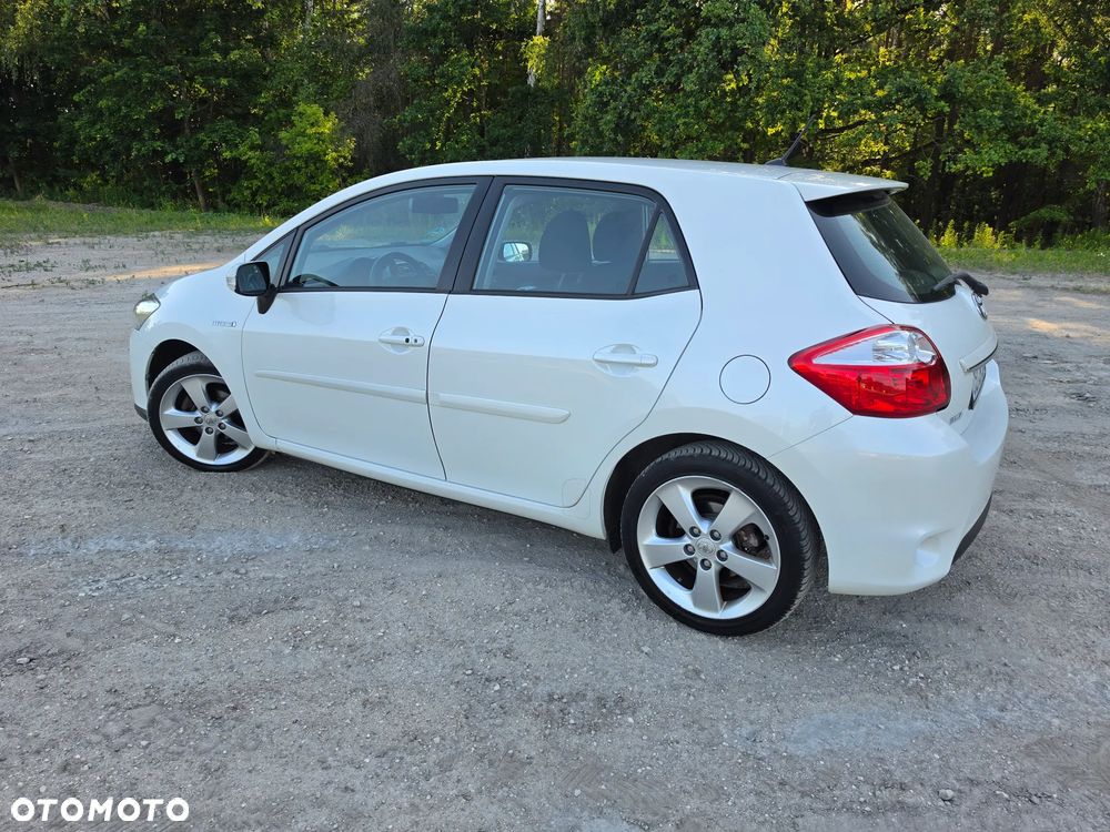 Toyota Auris - 13