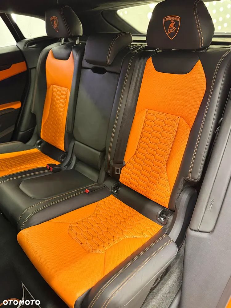 Lamborghini Urus Standard - 16