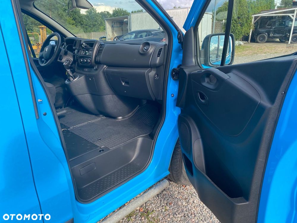 Renault Trafic - 12