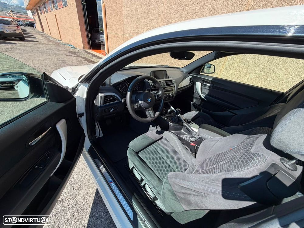 BMW 116 d Pack M - 12