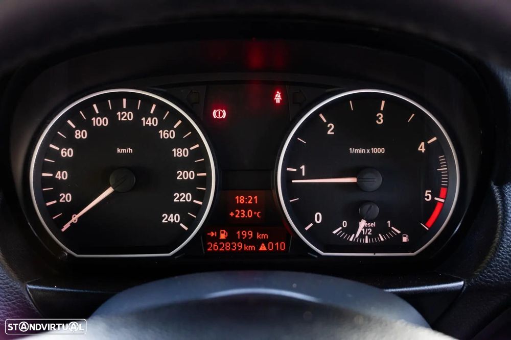 BMW 118 d - 13
