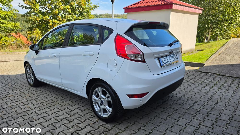 Ford Fiesta 1.25 Champions Edition - 37