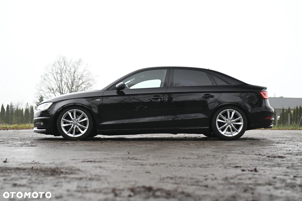 Audi A3 Limousine 2.0 TDI S line Sportpaket - 2