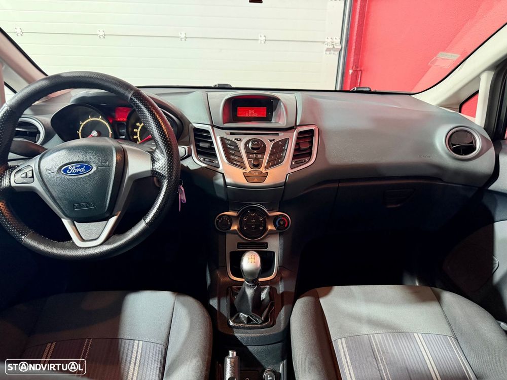 Ford Fiesta 1.25 Titanium - 28