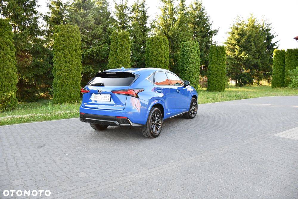 Lexus NX 300h Business Line - 21