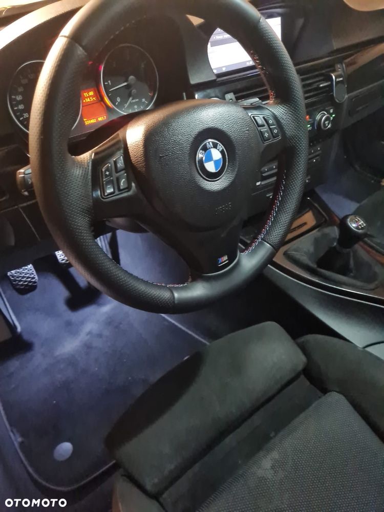 BMW Seria 3 325d - 7