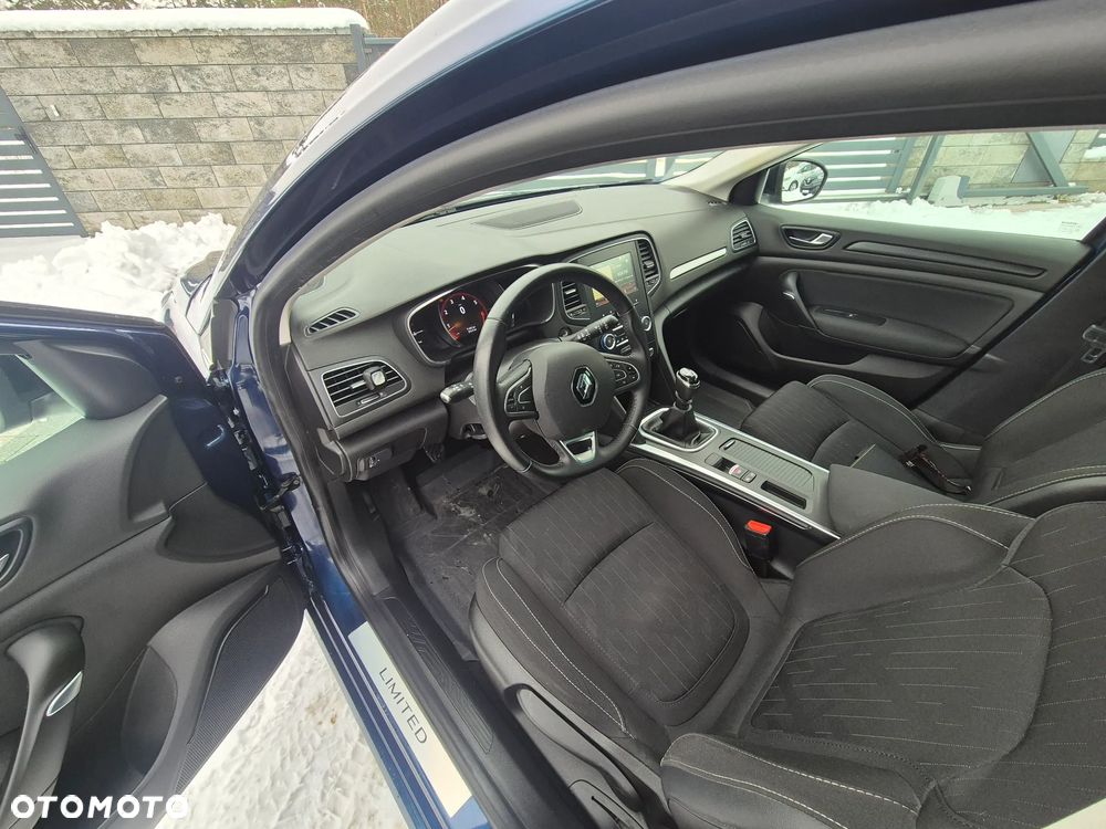 Renault Megane TCe 140 GPF LIMITED - 12