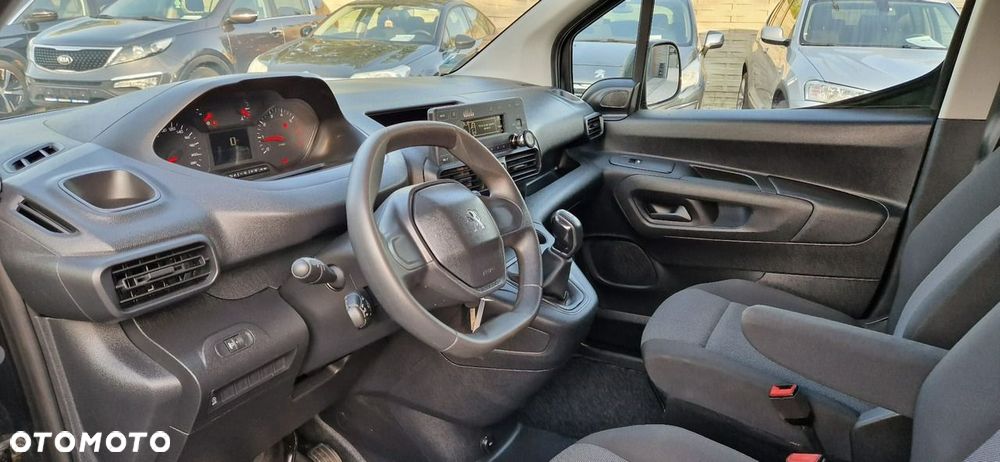 Peugeot Partner - 25