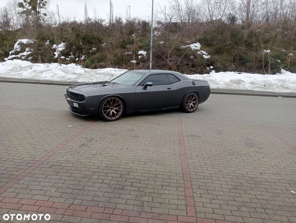 Dodge Challenger - 3