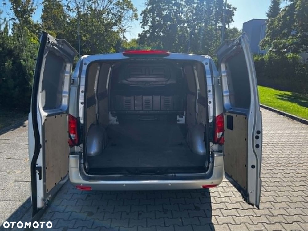 Mercedes-Benz VITO 116 CDI FURGON - 9