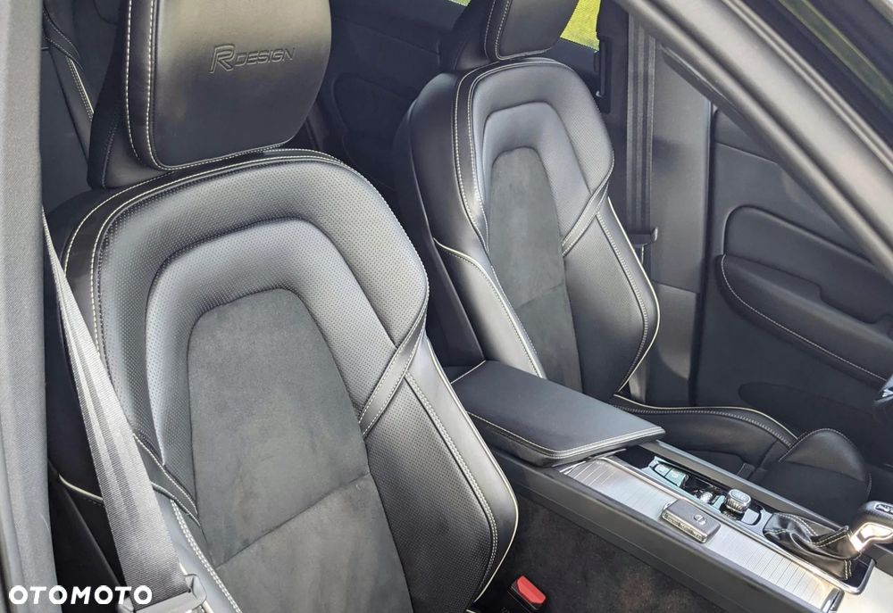 Volvo XC 60 T5 AWD Geartronic RDesign - 11