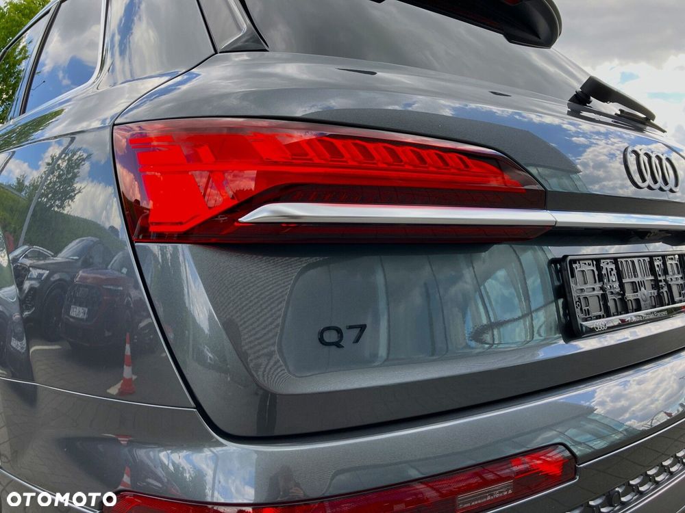 Audi Q7 50 TDI mHEV Quattro S Line Tiptr - 9
