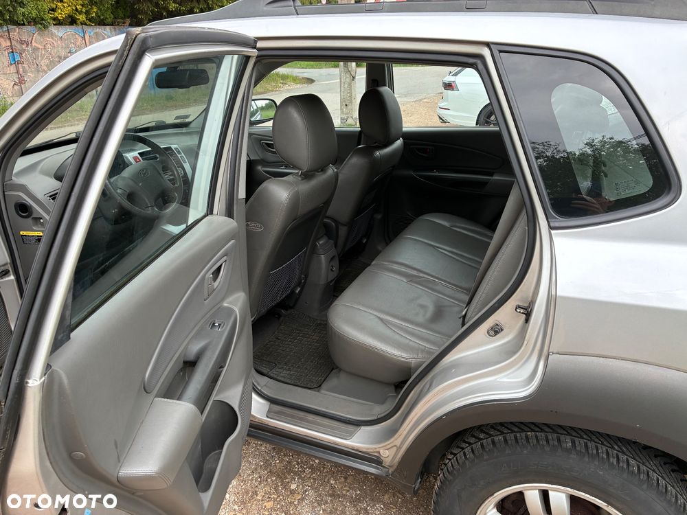 Hyundai Tucson 2.0 CRDi Active - 11
