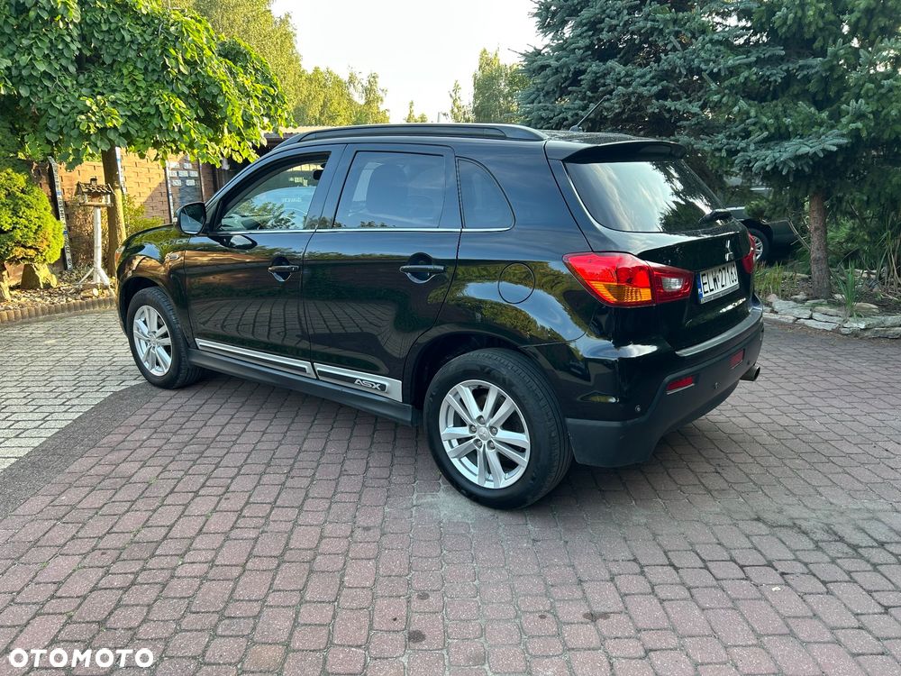 Mitsubishi ASX - 11