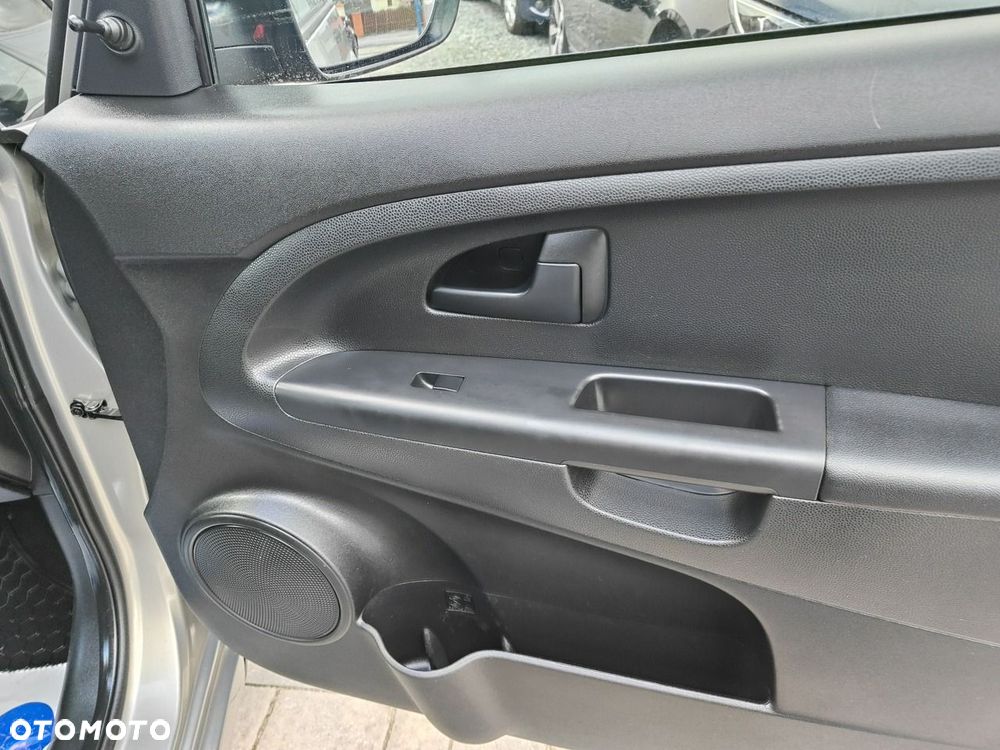 Kia Venga - 21