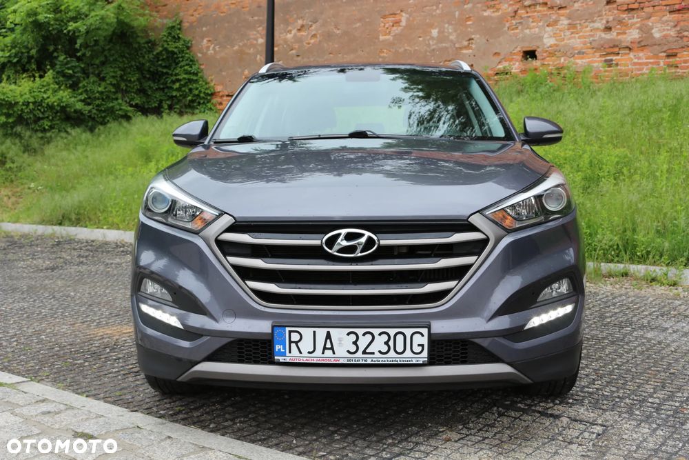 Hyundai Tucson 1.7 CRDI BlueDrive Design 2WD DCT - 9