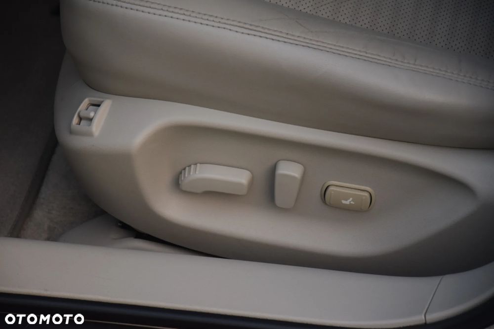 Infiniti Q50 Q50S Hybrid AWD Sport Tech - 25
