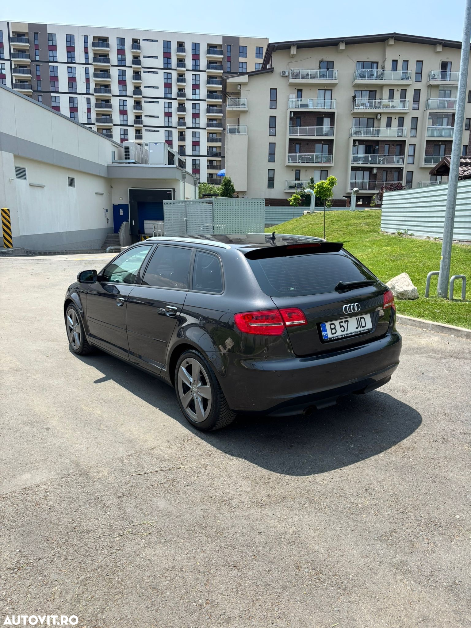 Audi A3 2.0 TDI Sportback DPF (DSG) S tronic Ambition - 7