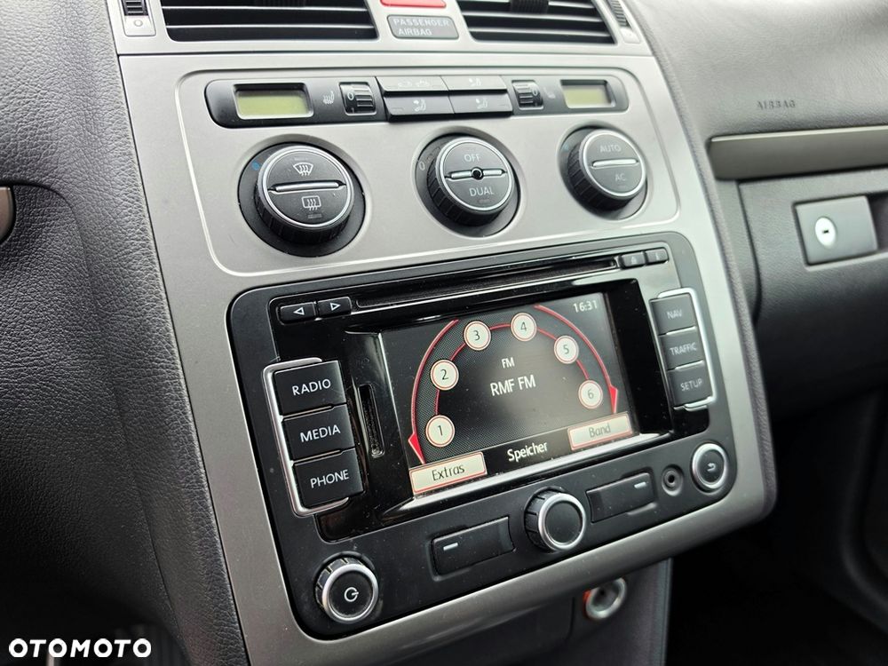 Volkswagen Touran 1.4 TSI R-Line Edition - 35