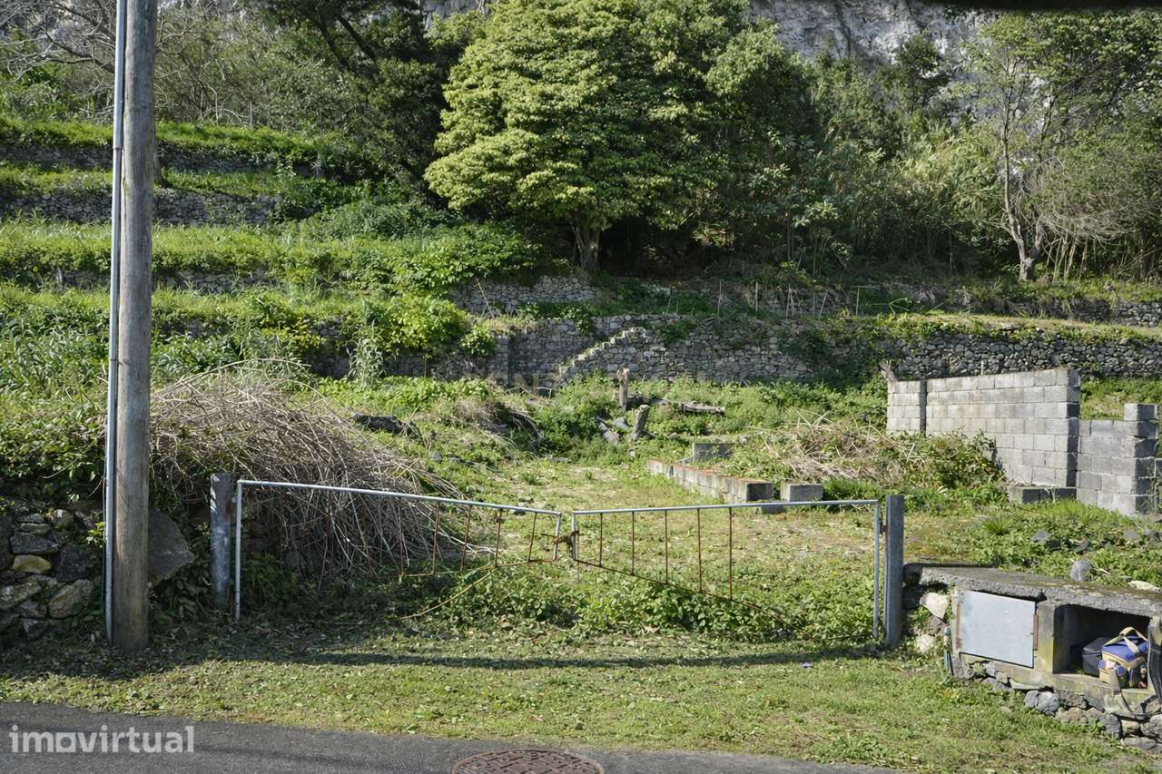 Terreno Urbano em Caloura – Água de Pau - Grande imagem: 4/15