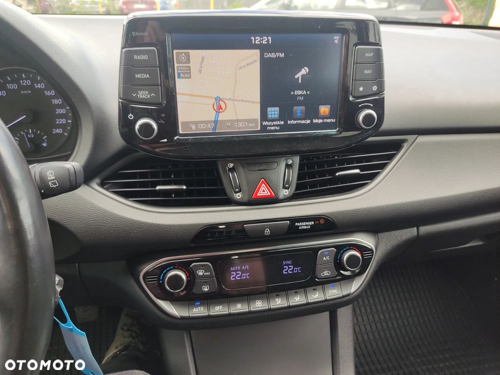 Hyundai i30 blue Kombi 1.4 Style - 14