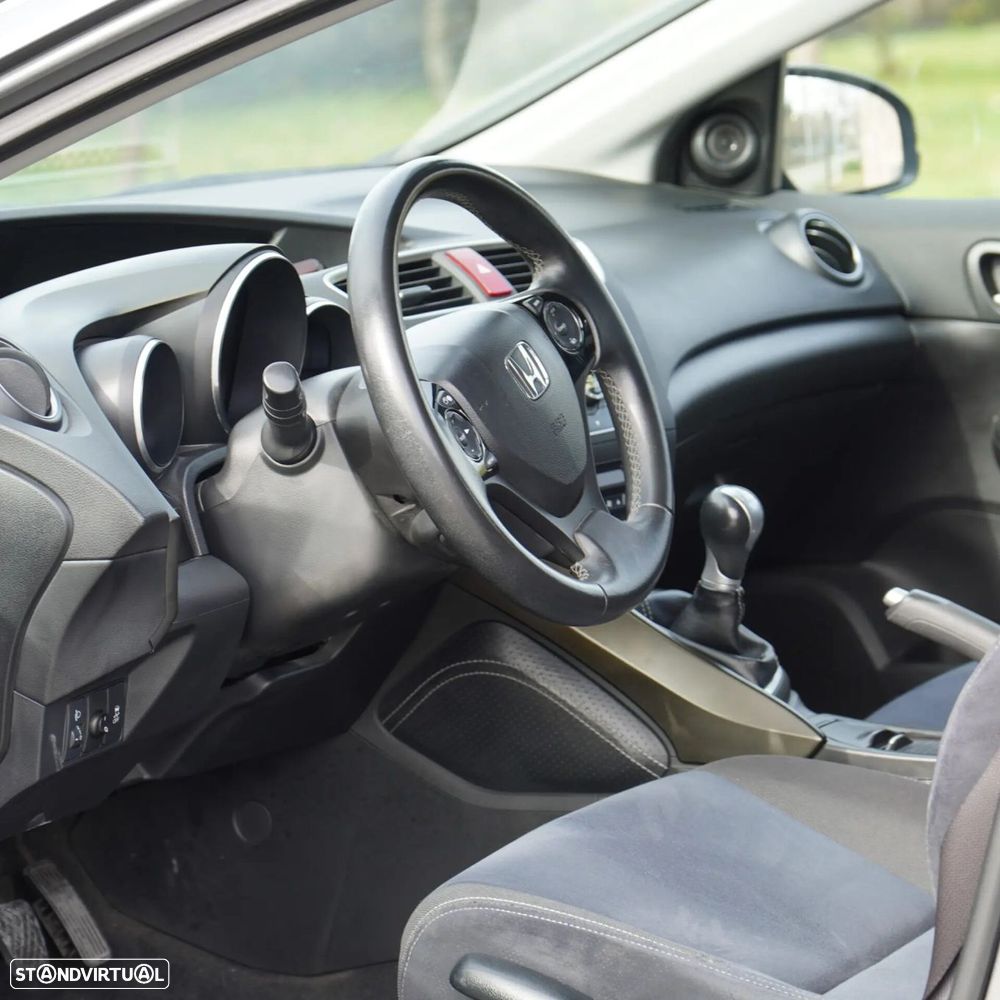 Honda Civic Tourer 1.6 i-DTEC Comfort - 12