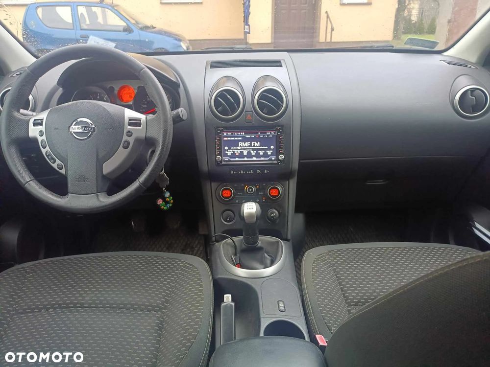 Nissan Qashqai - 8
